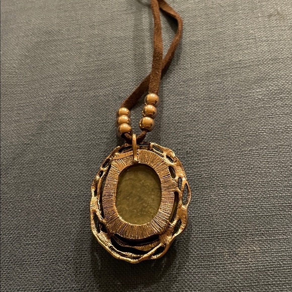 Brown and Gold Pendant Necklace leather strap Fashion jewelry - Picture 4 of 6